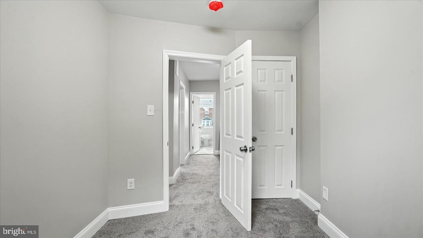 4703 Post Road photo 31