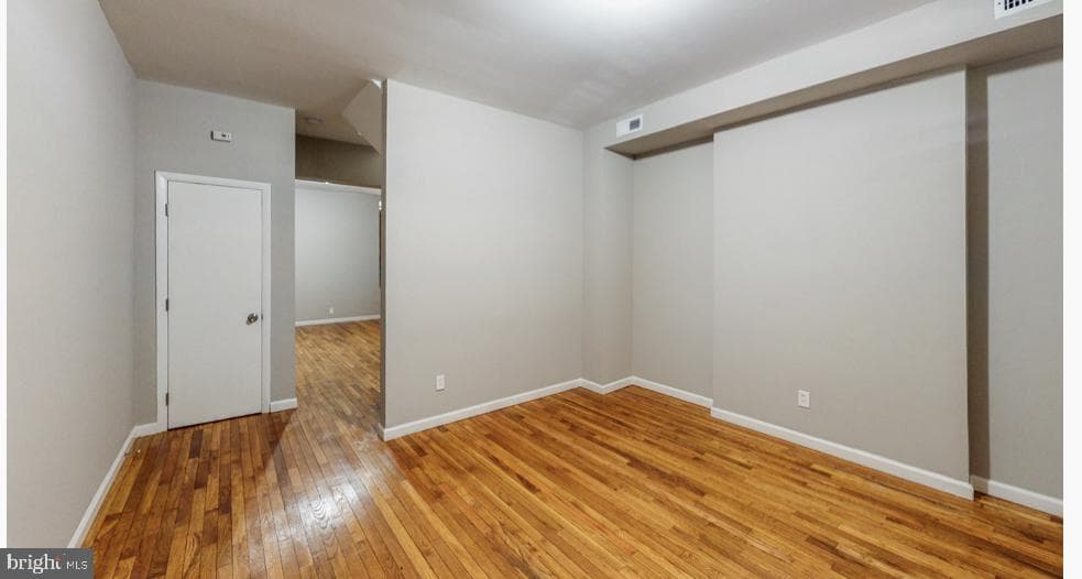 210 S Augusta Avenue photo 5