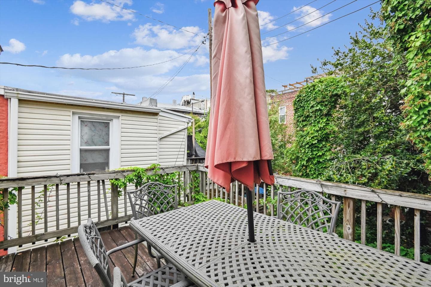245 S Madeira Street photo 31