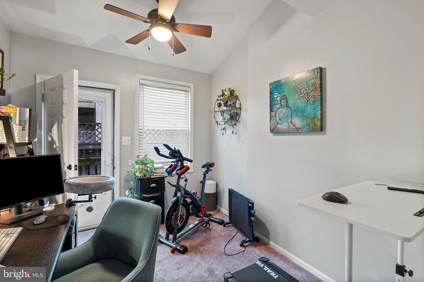 1043 Riverside Avenue photo 18