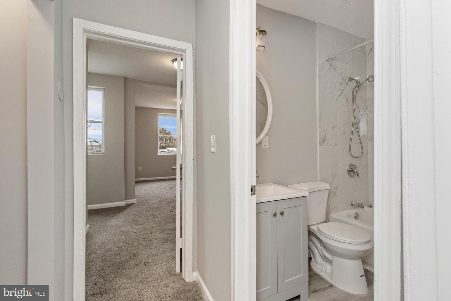 539 S Longwood Street photo 9