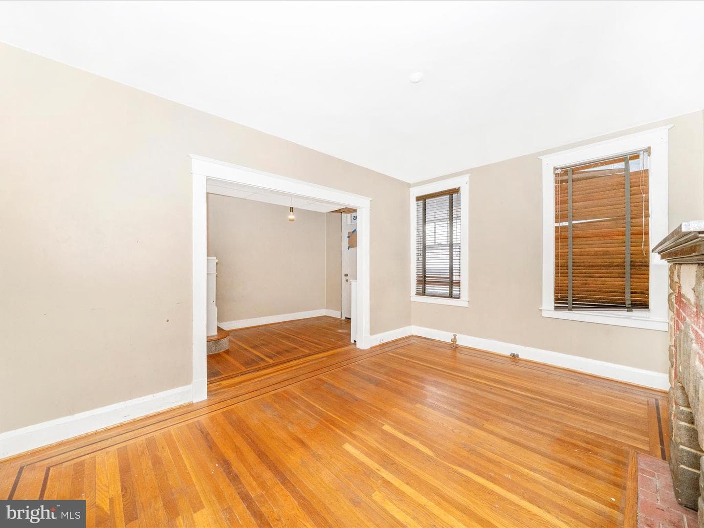 3805 Harlem Avenue photo 11