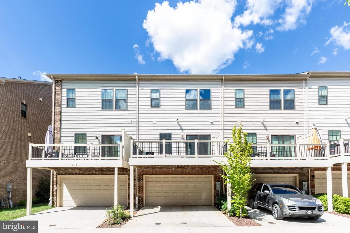 1015 Rutland Avenue photo 42