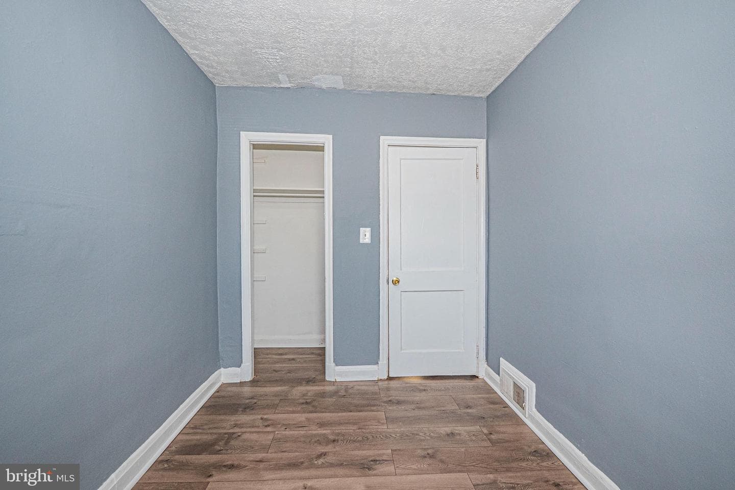 6424 Bushey Street photo 8