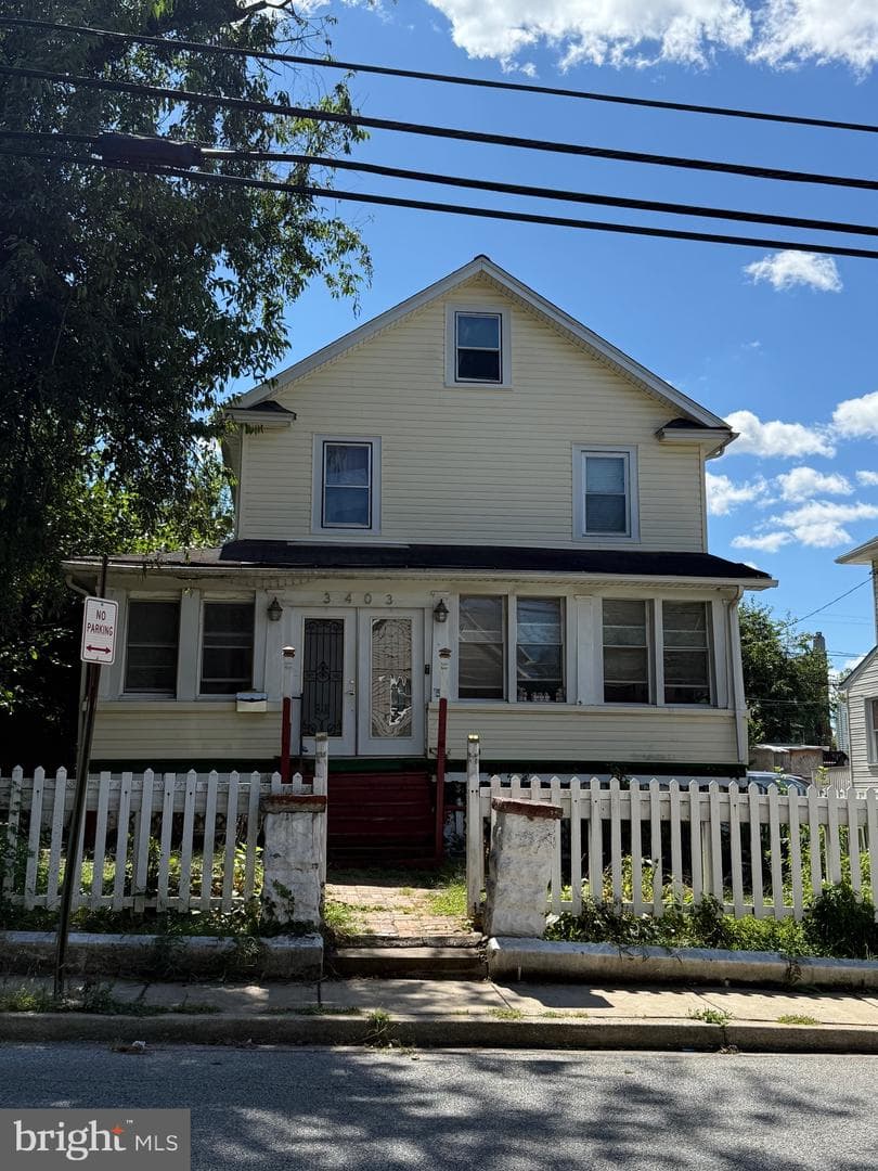 3403 W Rogers Avenue photo 1