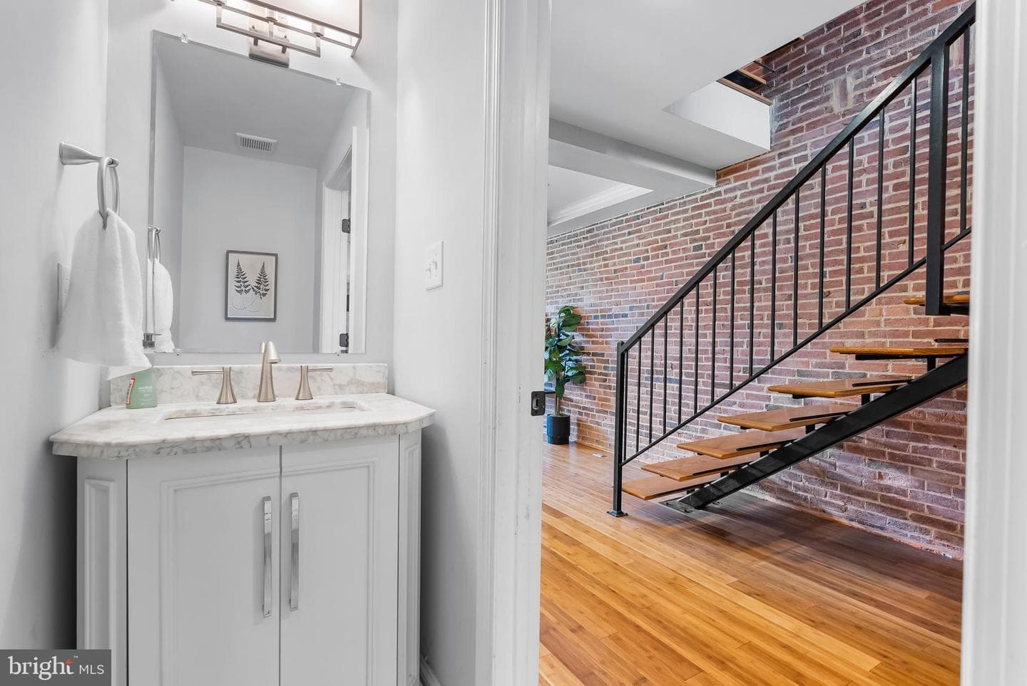 2204 Fleet Street photo 13