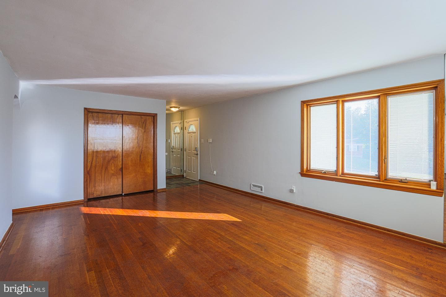 5708 Benton Heights Avenue photo 10