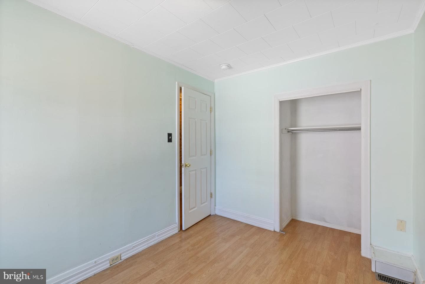 806 S Highland Avenue photo 16
