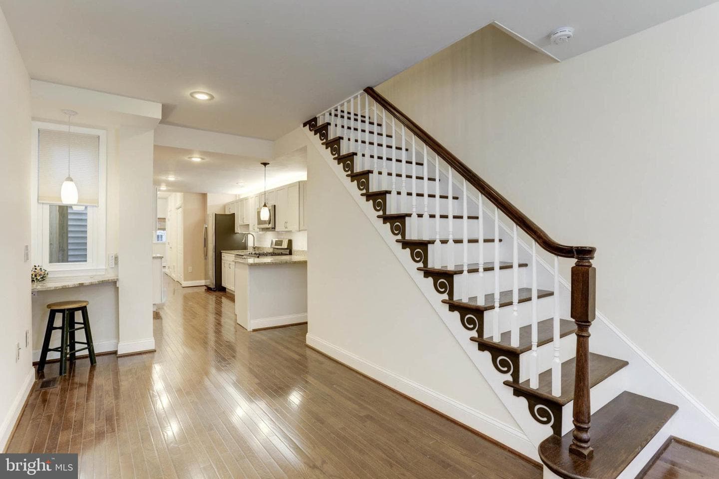 426 S Eden Street photo 18