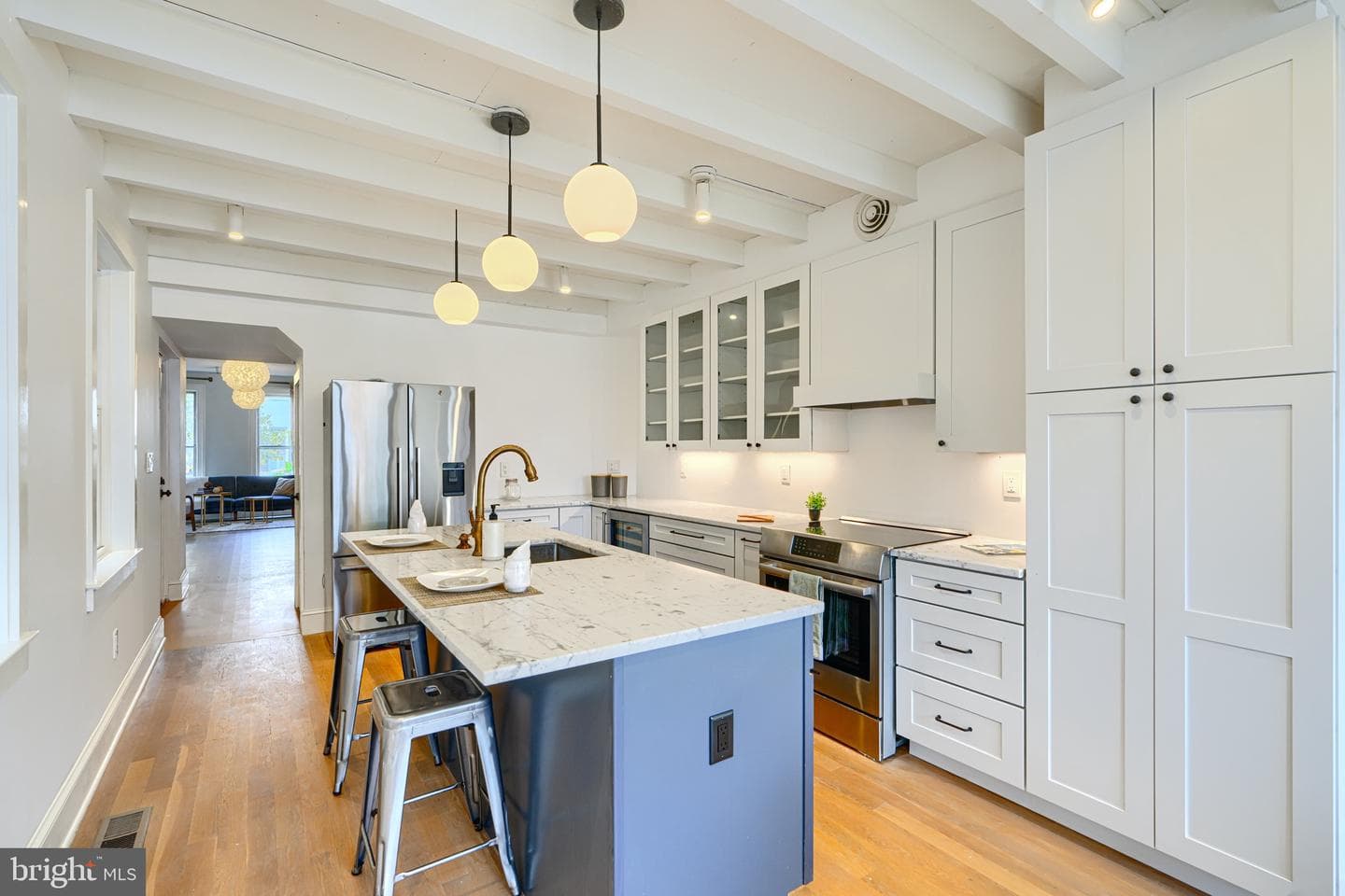 1319 W Lombard Street photo 16