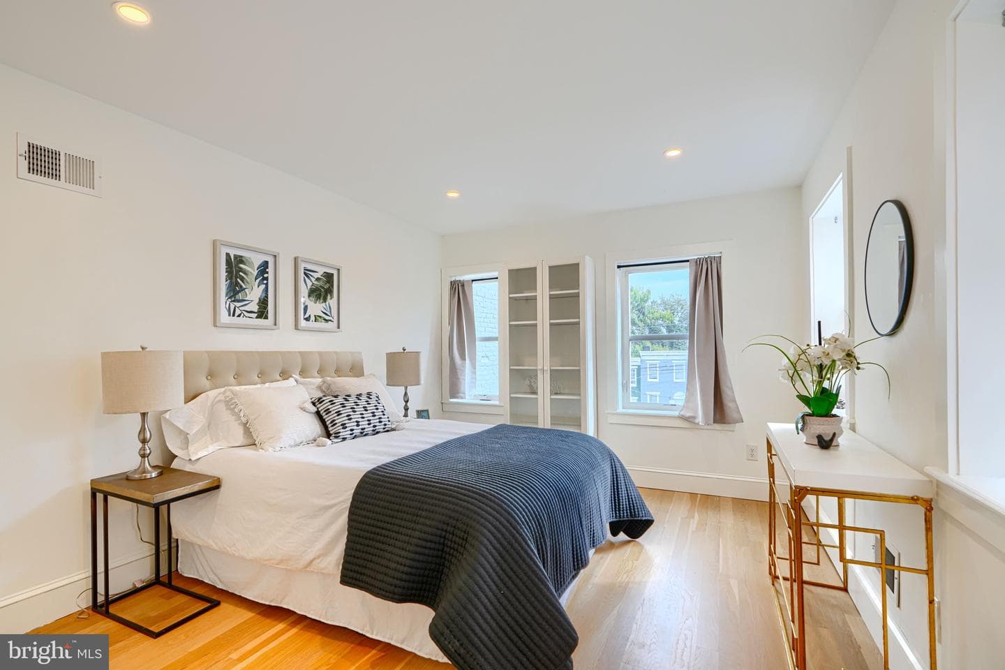 1319 W Lombard Street photo 25
