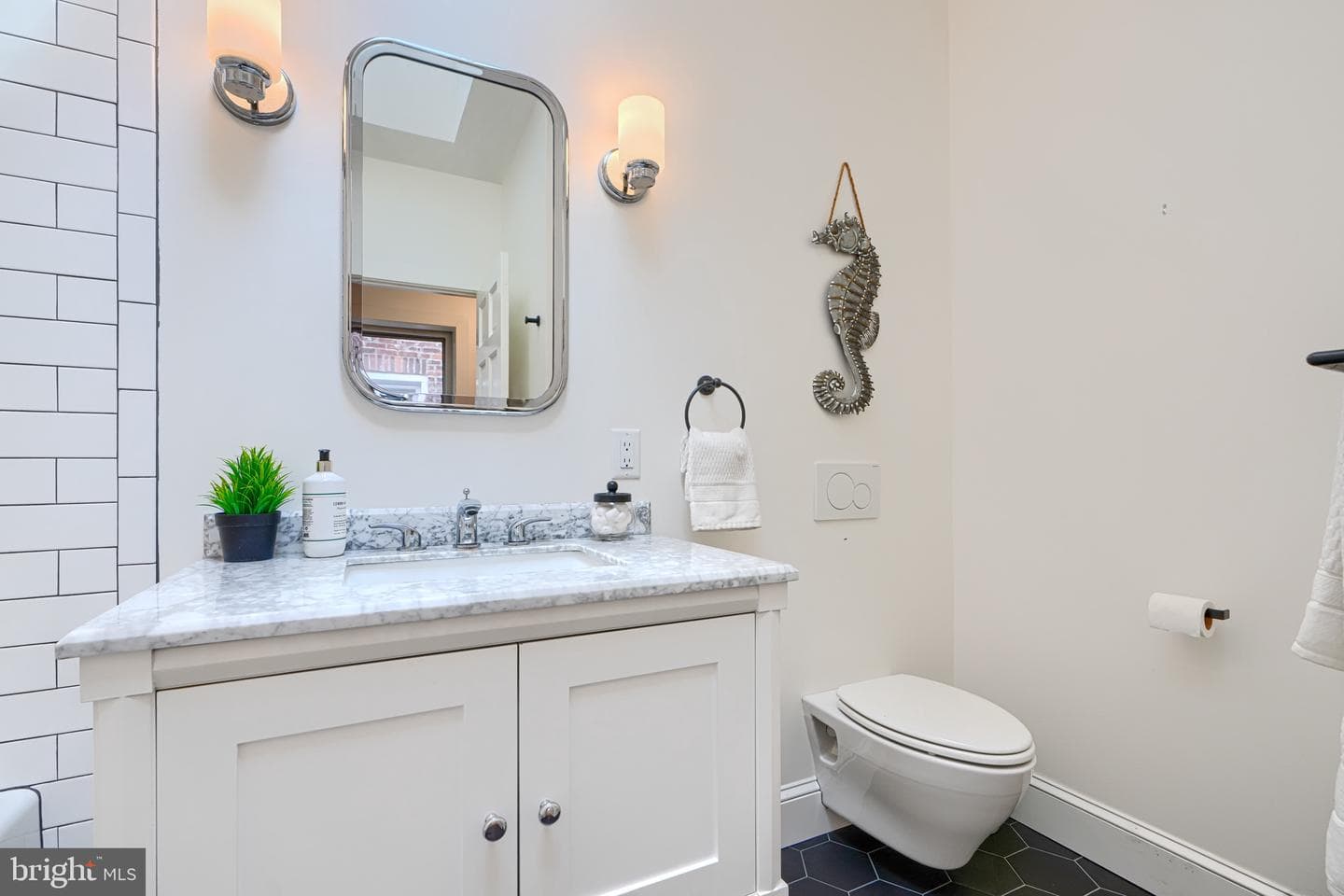 1319 W Lombard Street photo 31