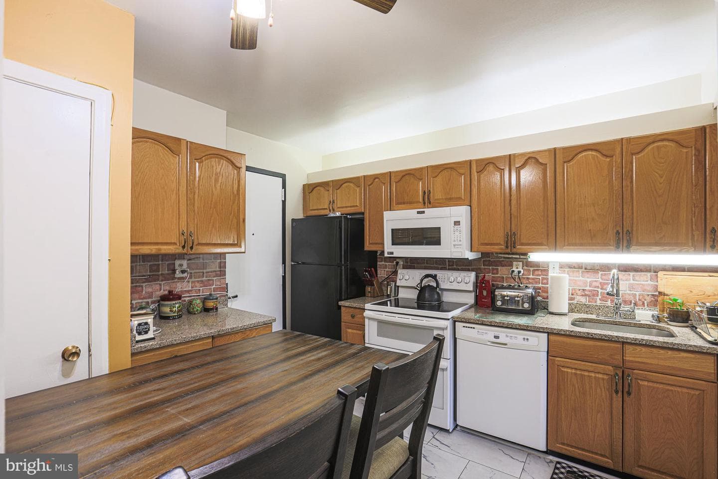 3601 Clarks Lane #428 photo 26
