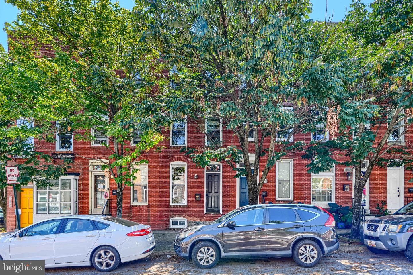2519 Fleet Street photo 3