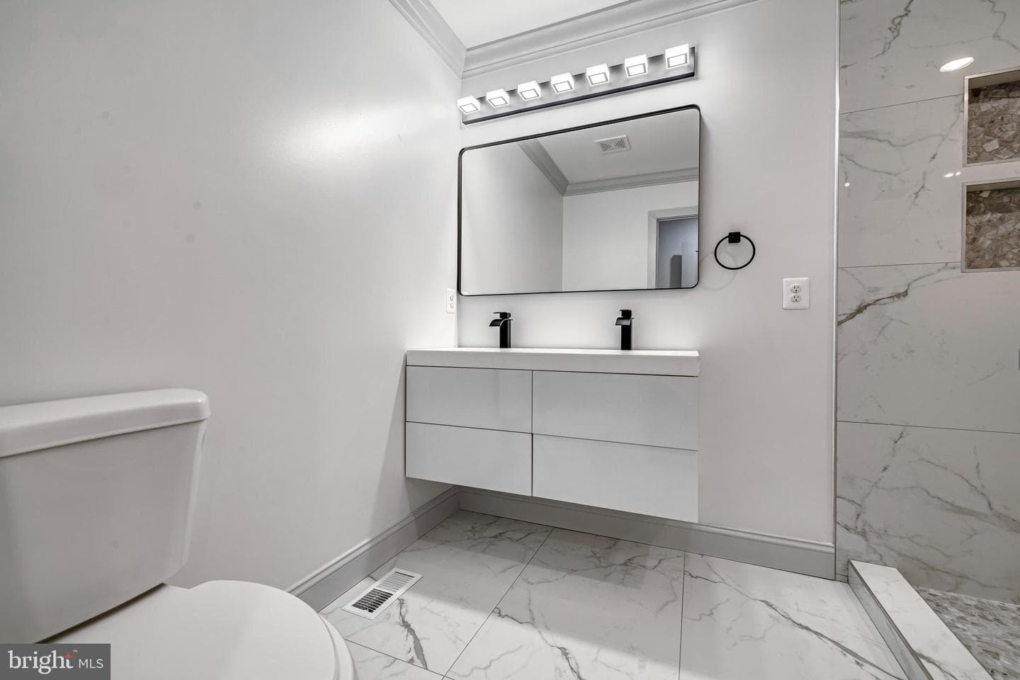 205 S Gilmor Street photo 34
