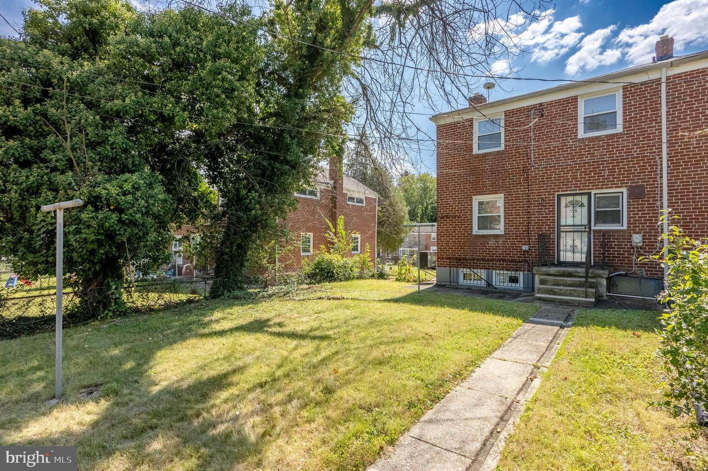 810 Reverdy Road photo 24