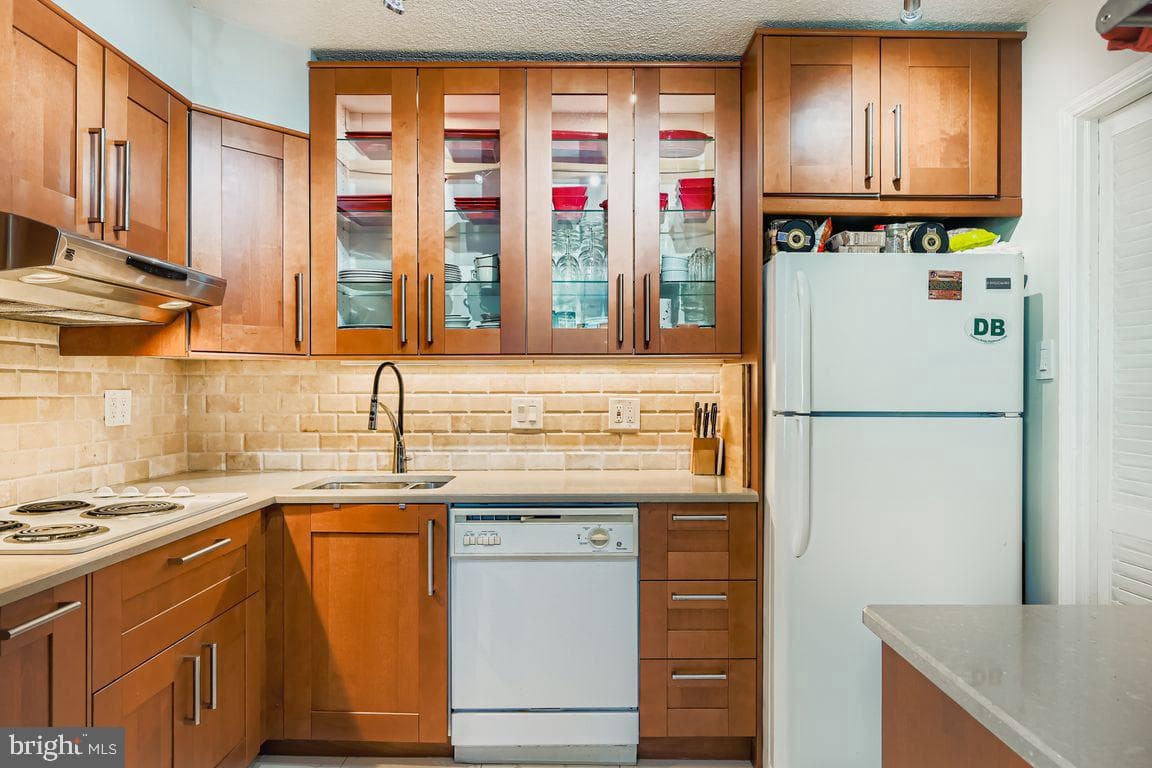 1101 Saint Paul Street #1410 photo 6