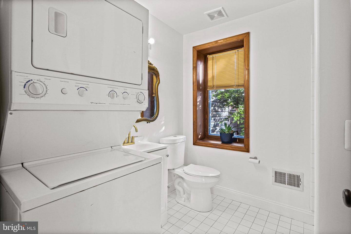 413 Griffin Court photo 14
