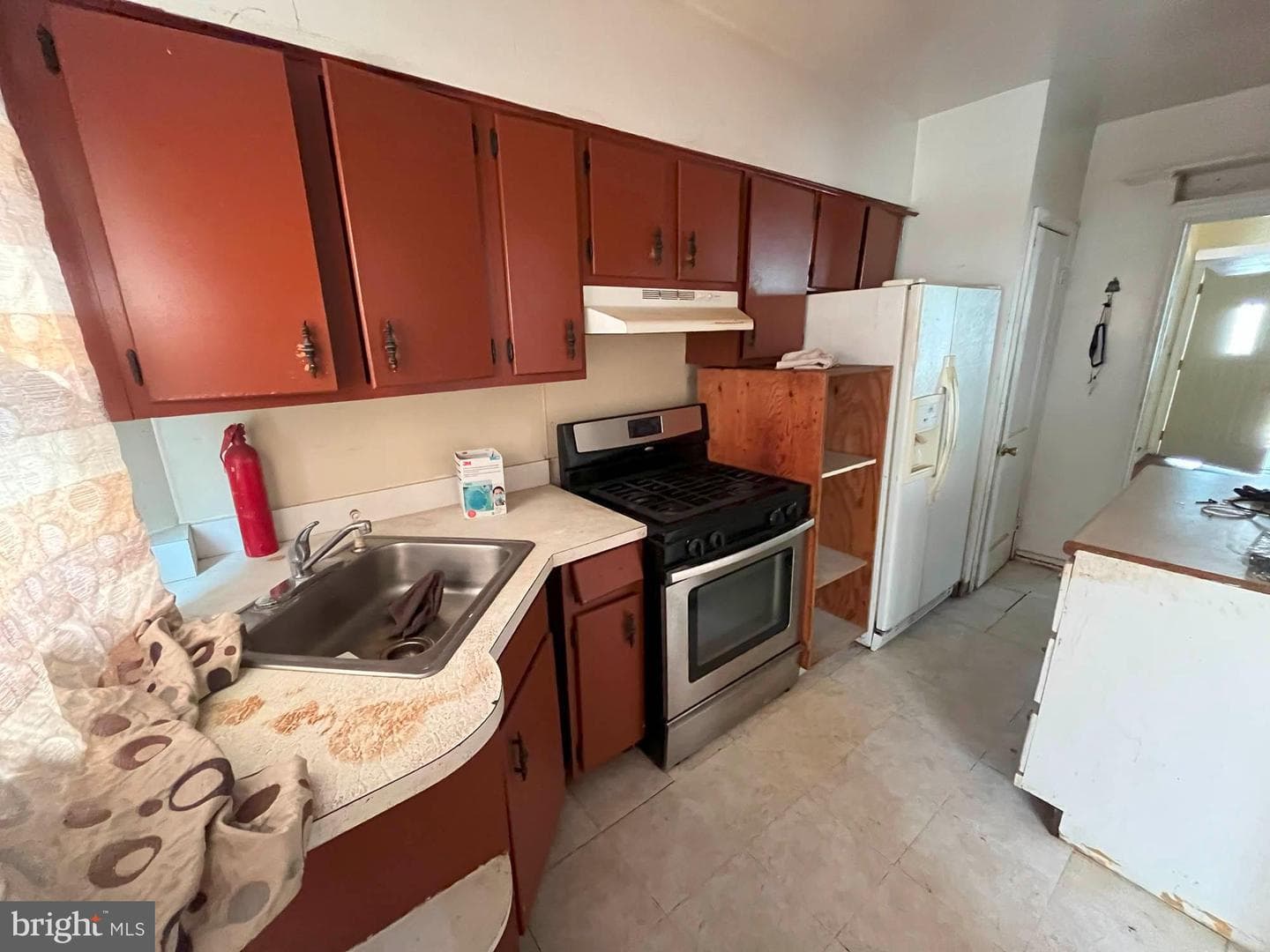 1625 Argonne Drive photo 6