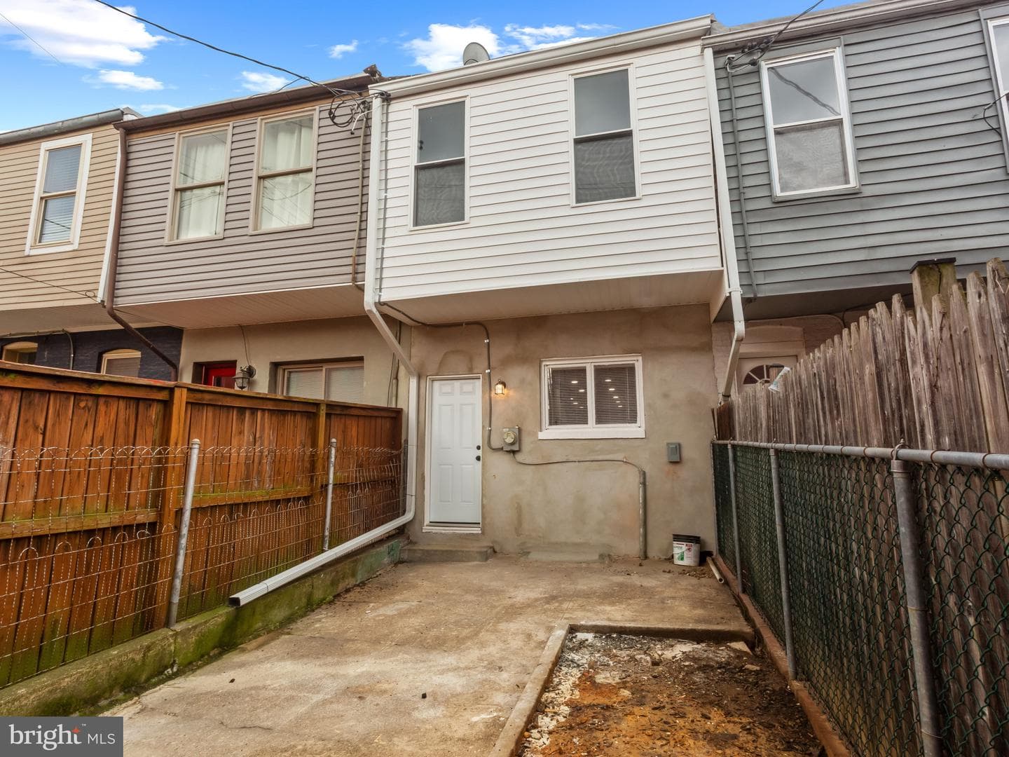 5 N Clinton Street photo 26