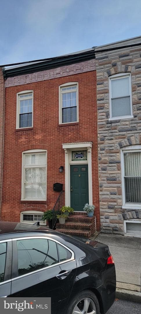 3229 Foster Avenue photo 3