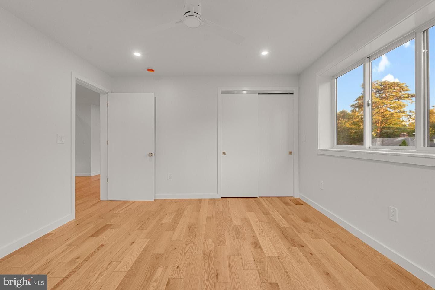 2706 Bartol Avenue photo 35