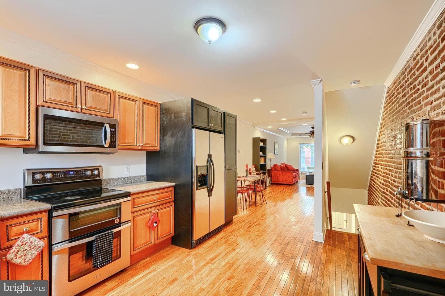 35 N Linwood Avenue photo 9