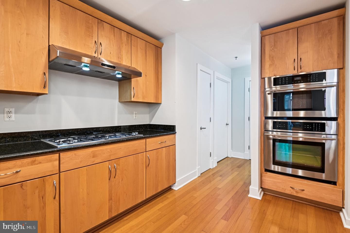 1400 Lancaster Street #902 photo 16