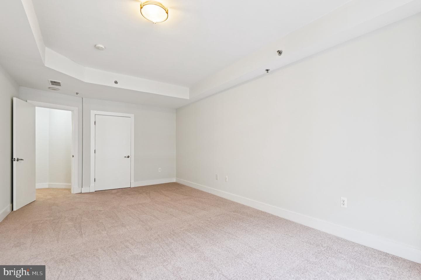 1400 Lancaster Street #902 photo 22
