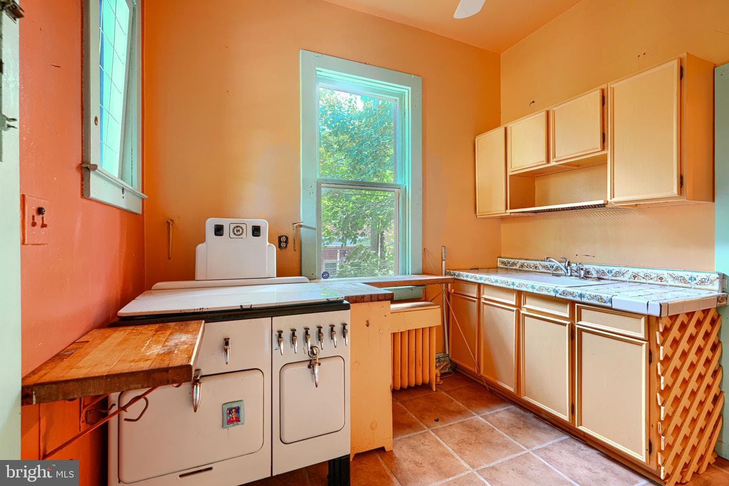 6611 Park Heights Avenue photo 29