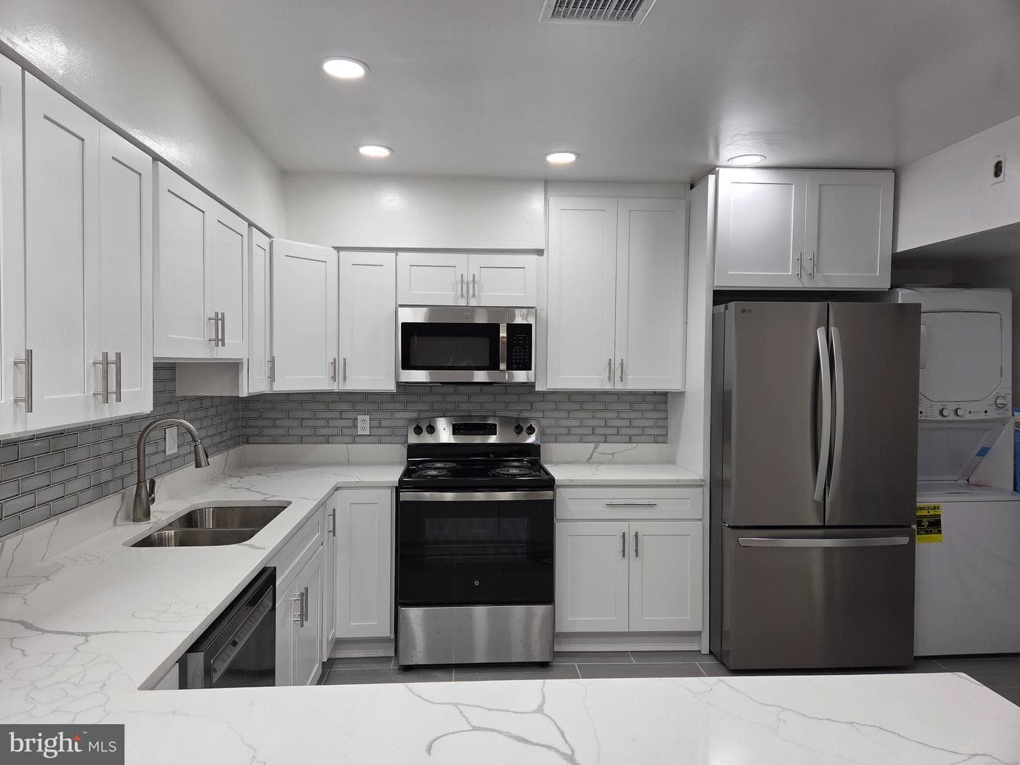 6711 Park Heights Avenue #115 photo 8