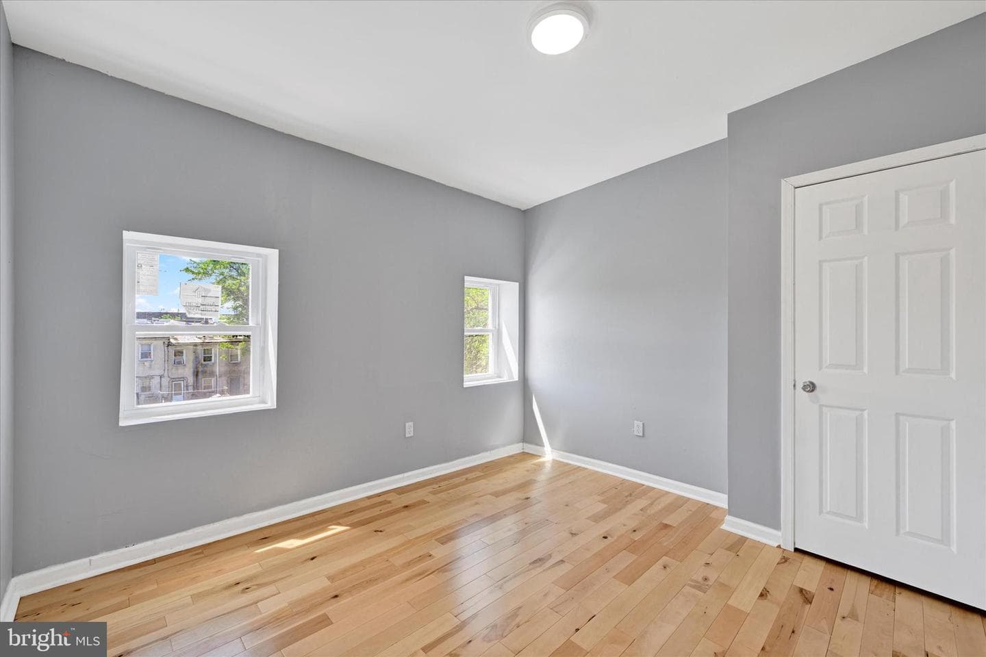 327 E 24th Street photo 15