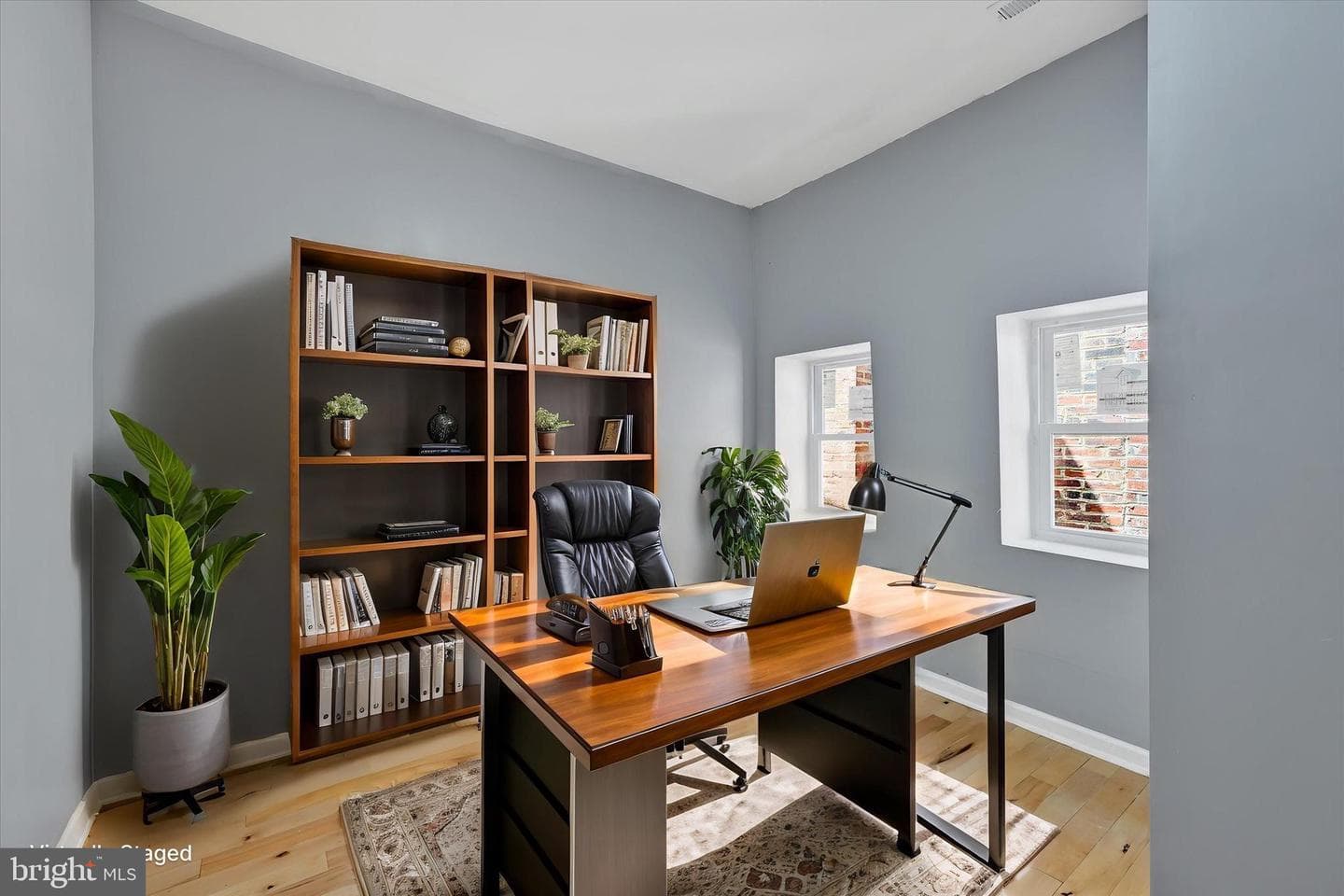 327 E 24th Street photo 17