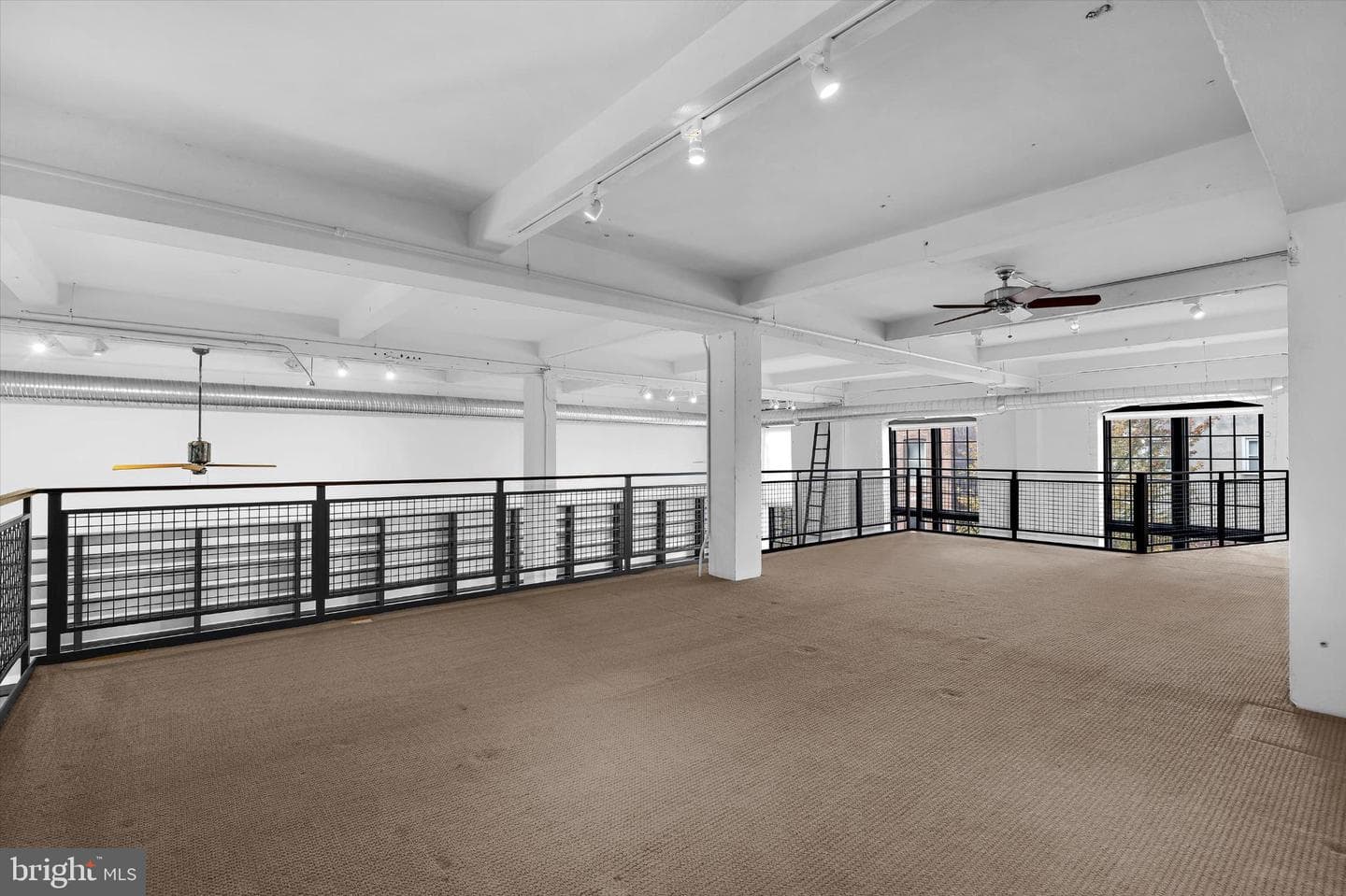 1220 Bank Street #303 photo 36