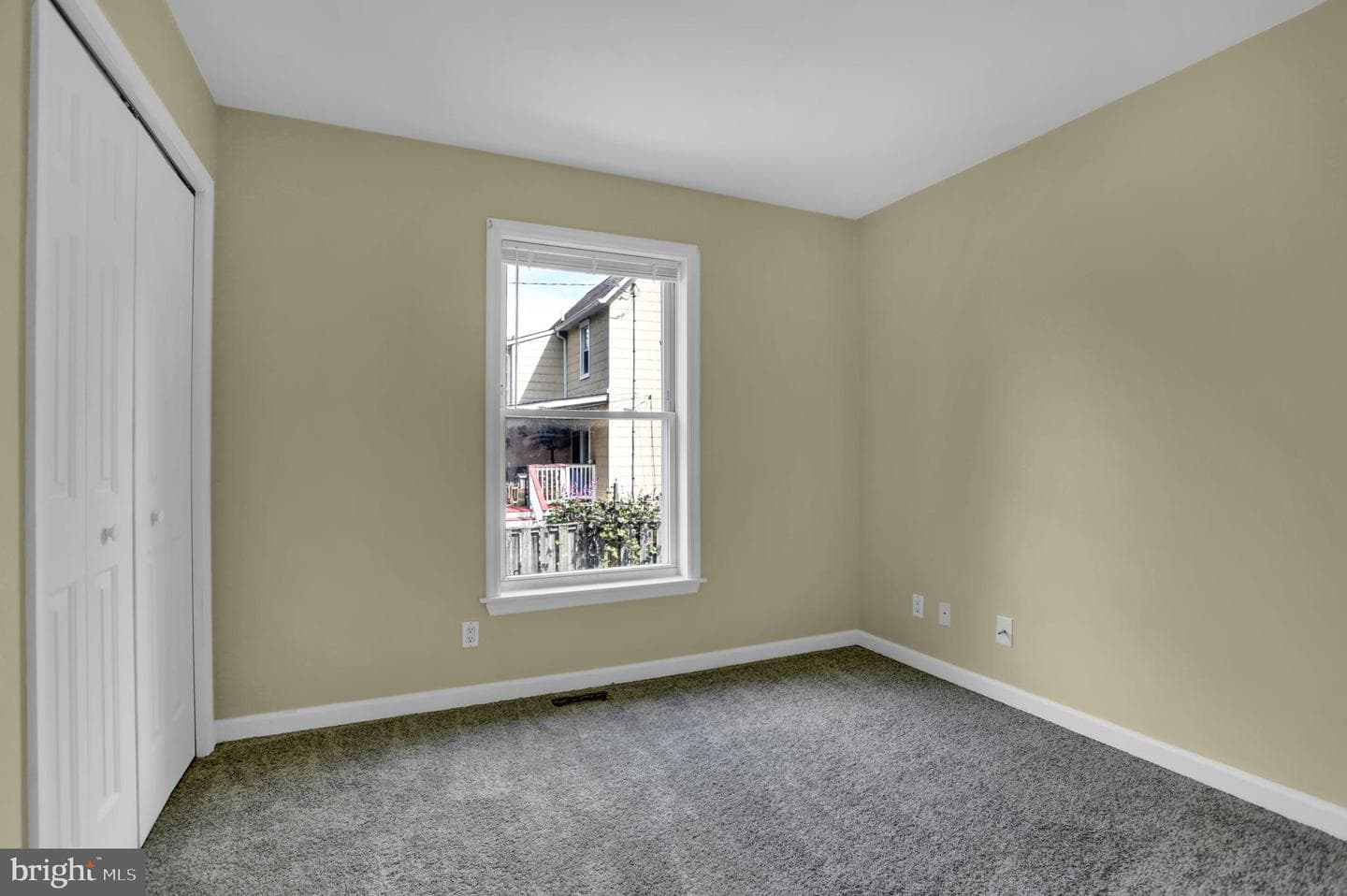 5916 Sefton Avenue photo 15