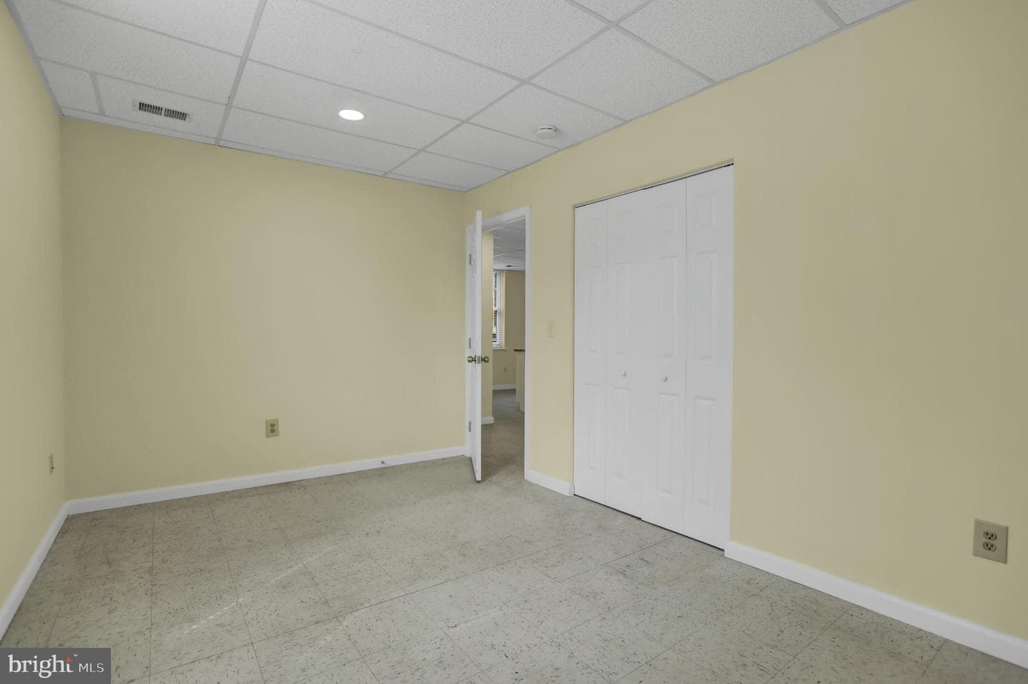 5916 Sefton Avenue photo 32