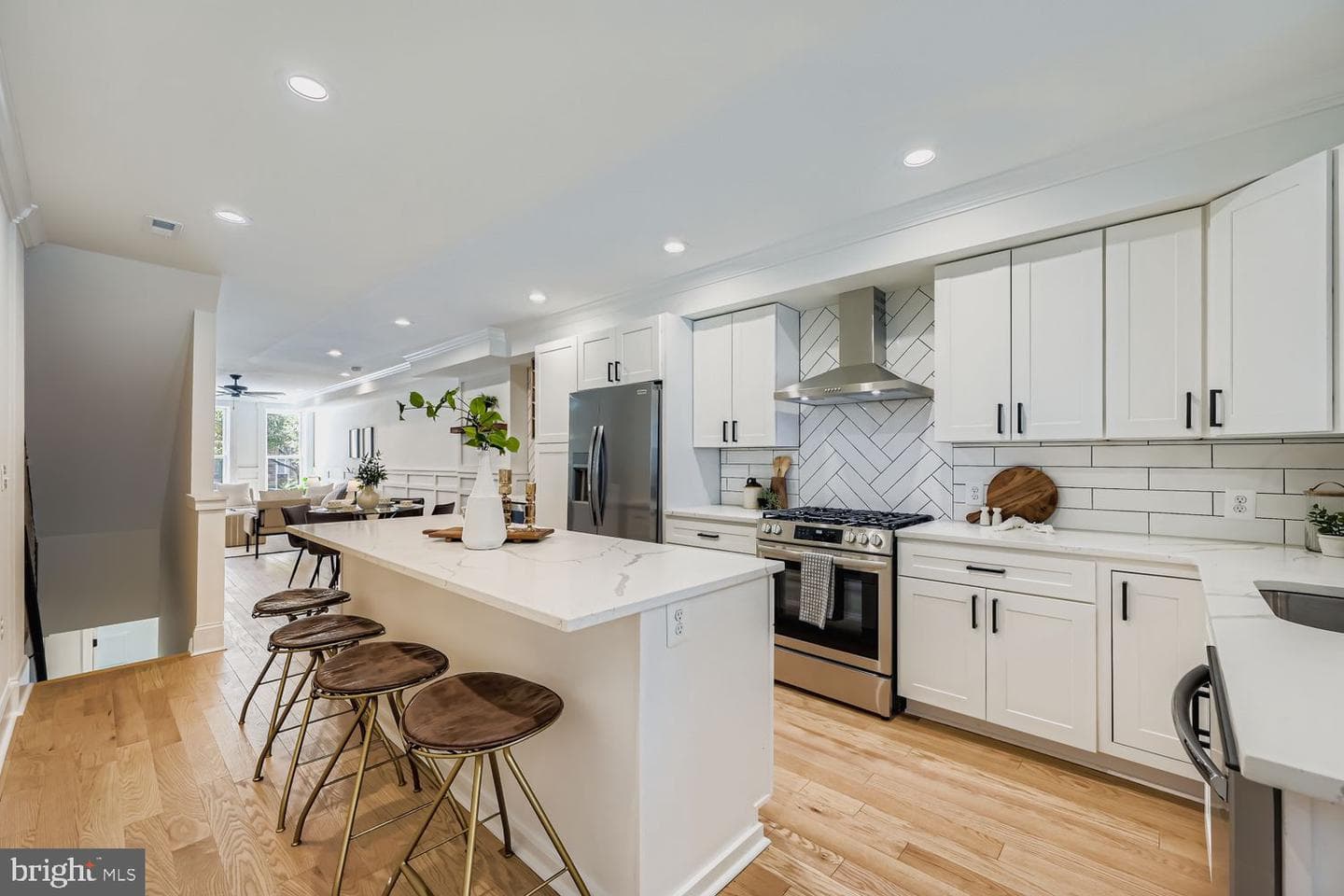 3218 Fait Avenue photo 9