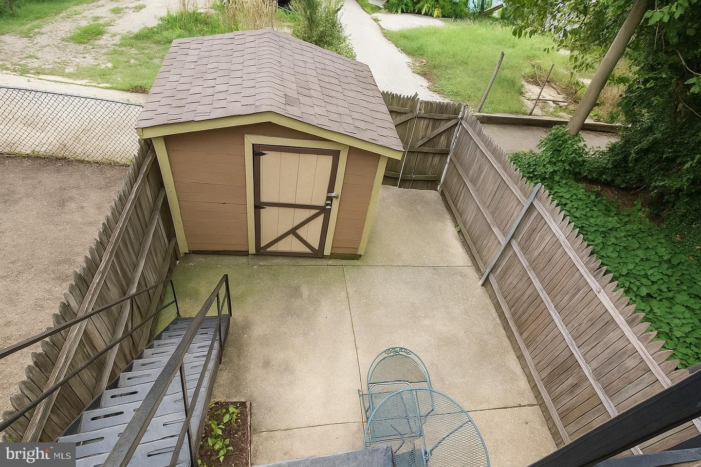 2425 W North Avenue photo 7