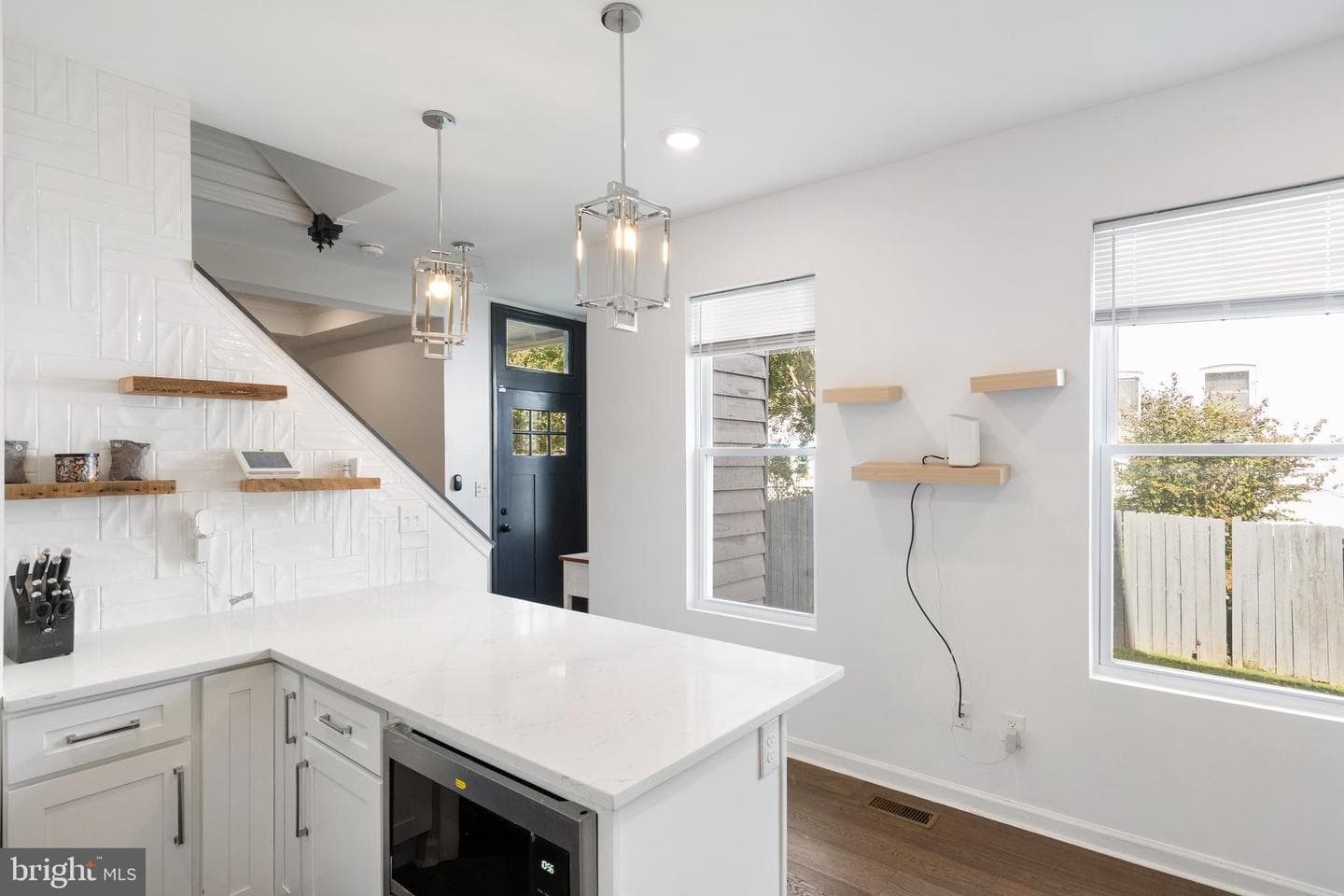 31 S Augusta Avenue photo 10