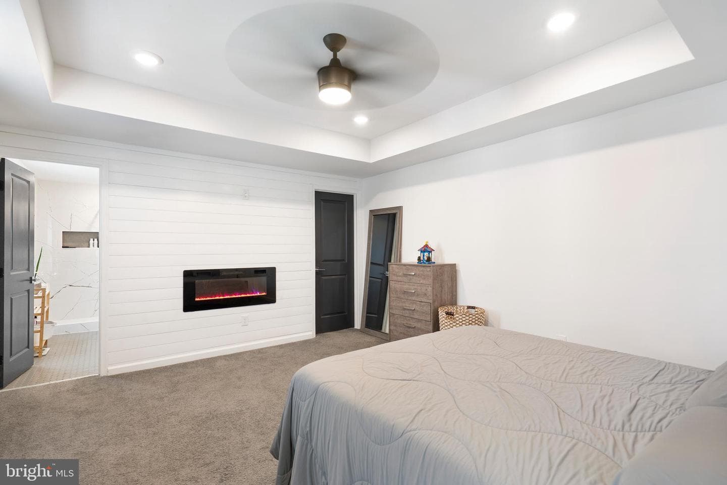 31 S Augusta Avenue photo 14