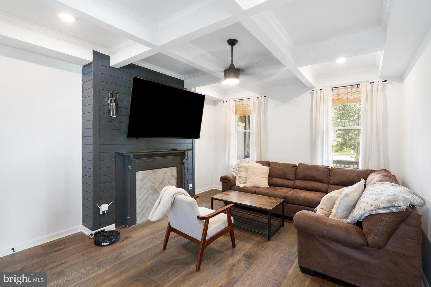 31 S Augusta Avenue photo 4
