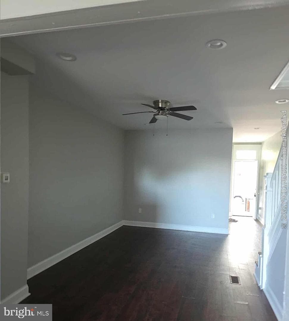 1713 E 30th Street photo 2