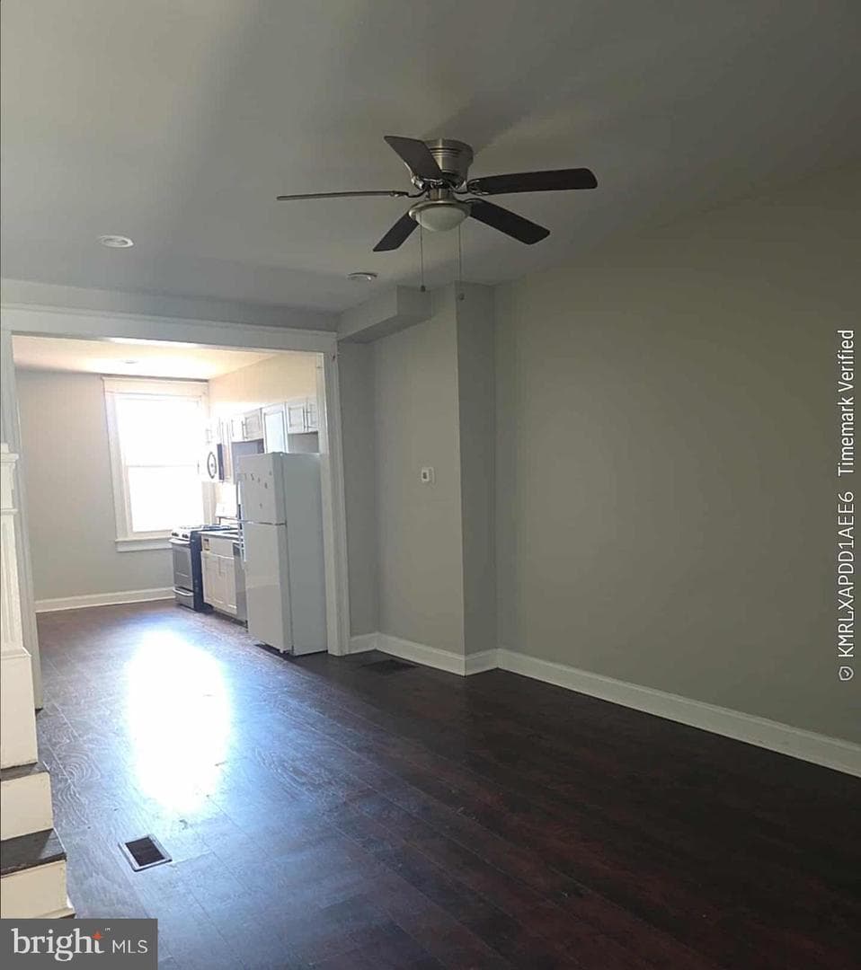 1713 E 30th Street photo 3