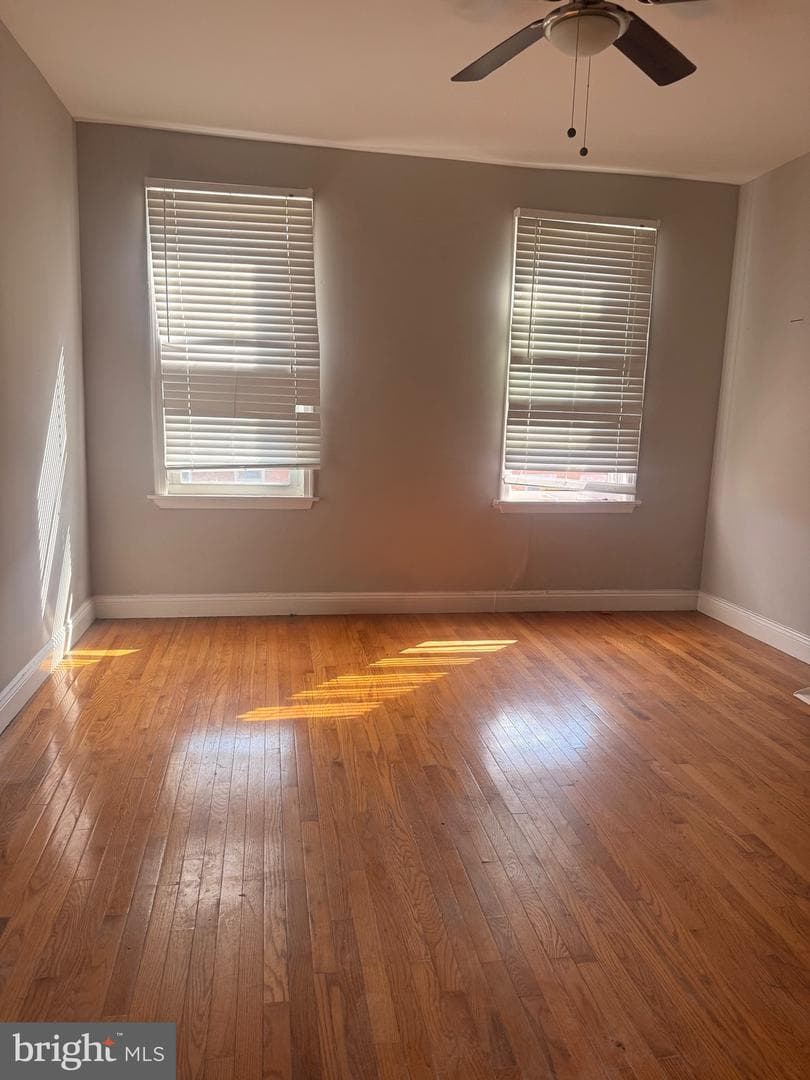 2110 Penrose Avenue photo 9