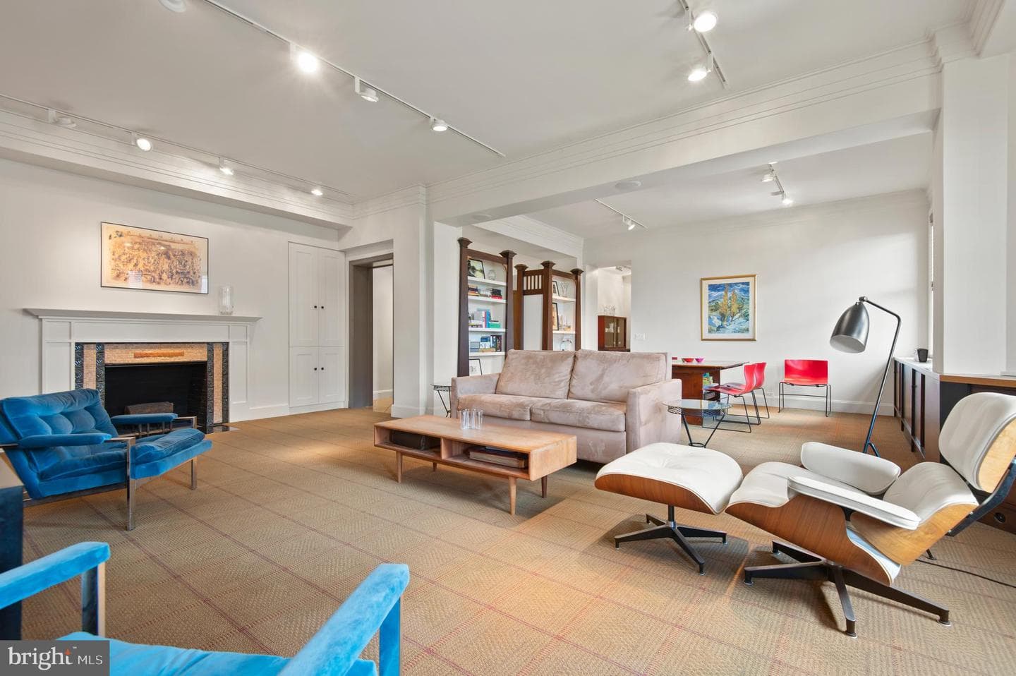 3908 N Charles Street #501 photo 10