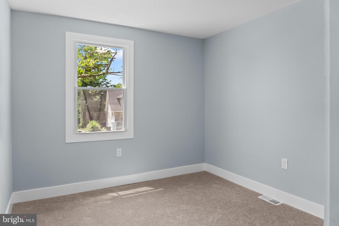 5501 Craig Avenue photo 25