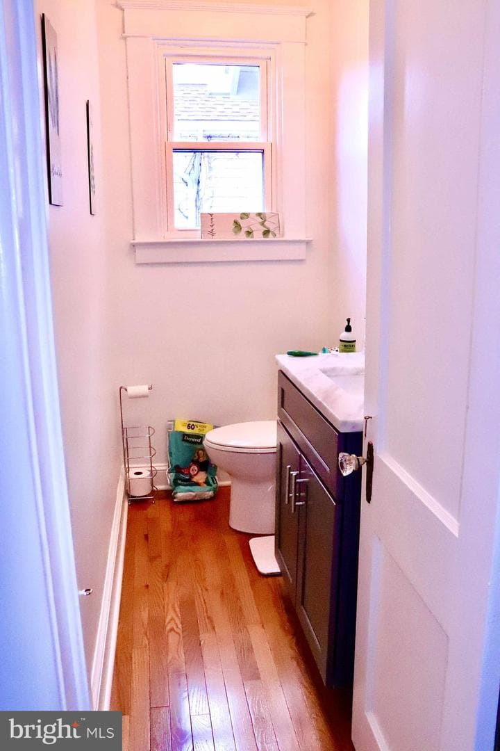 6015 Sefton Avenue photo 12