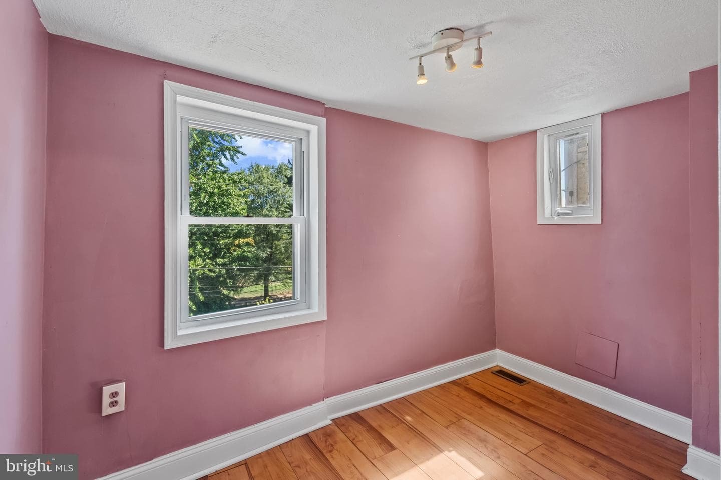 2947 Keswick Road photo 17