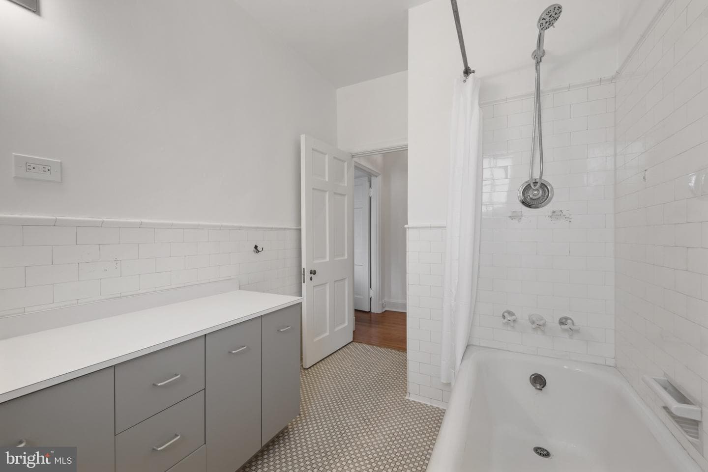 6 Upland Road #f5 photo 23