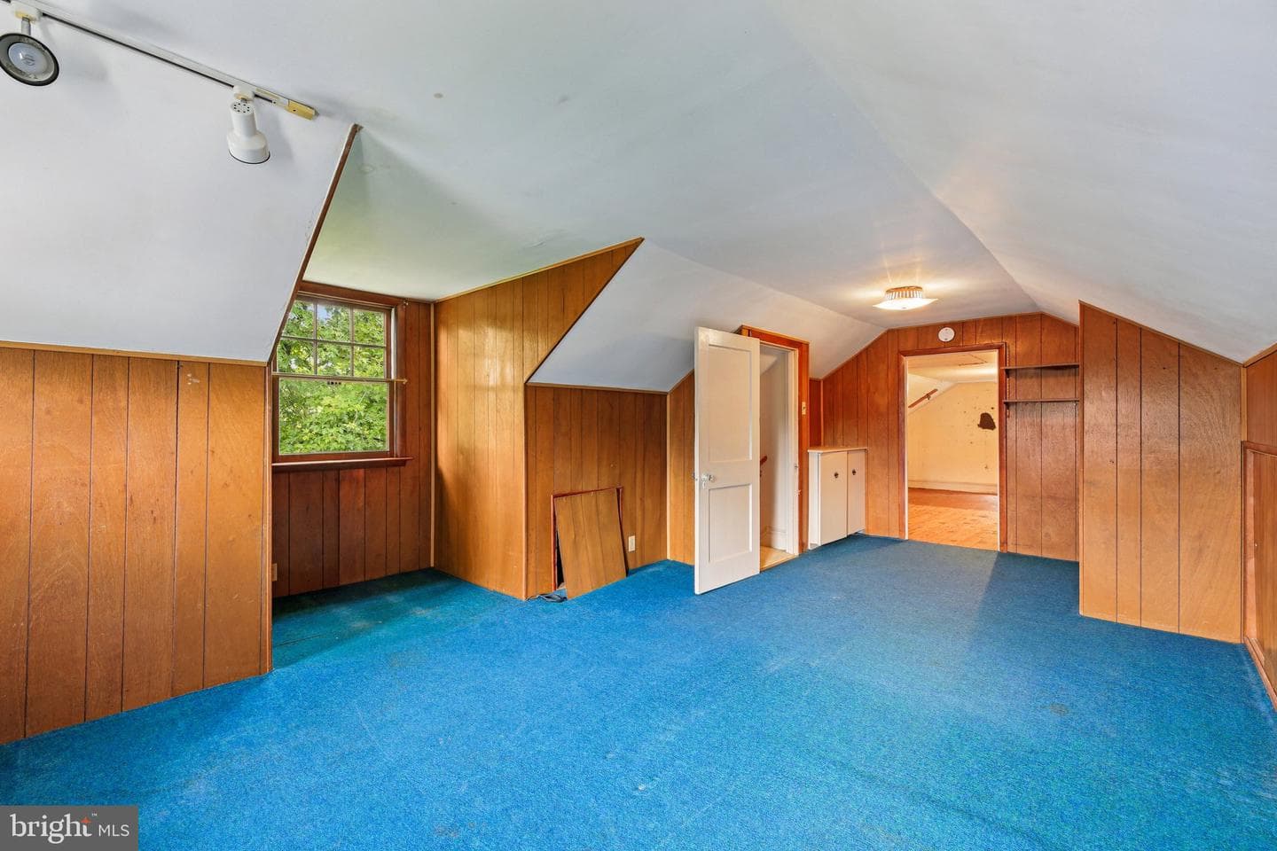 409 Cedarcroft Road photo 29